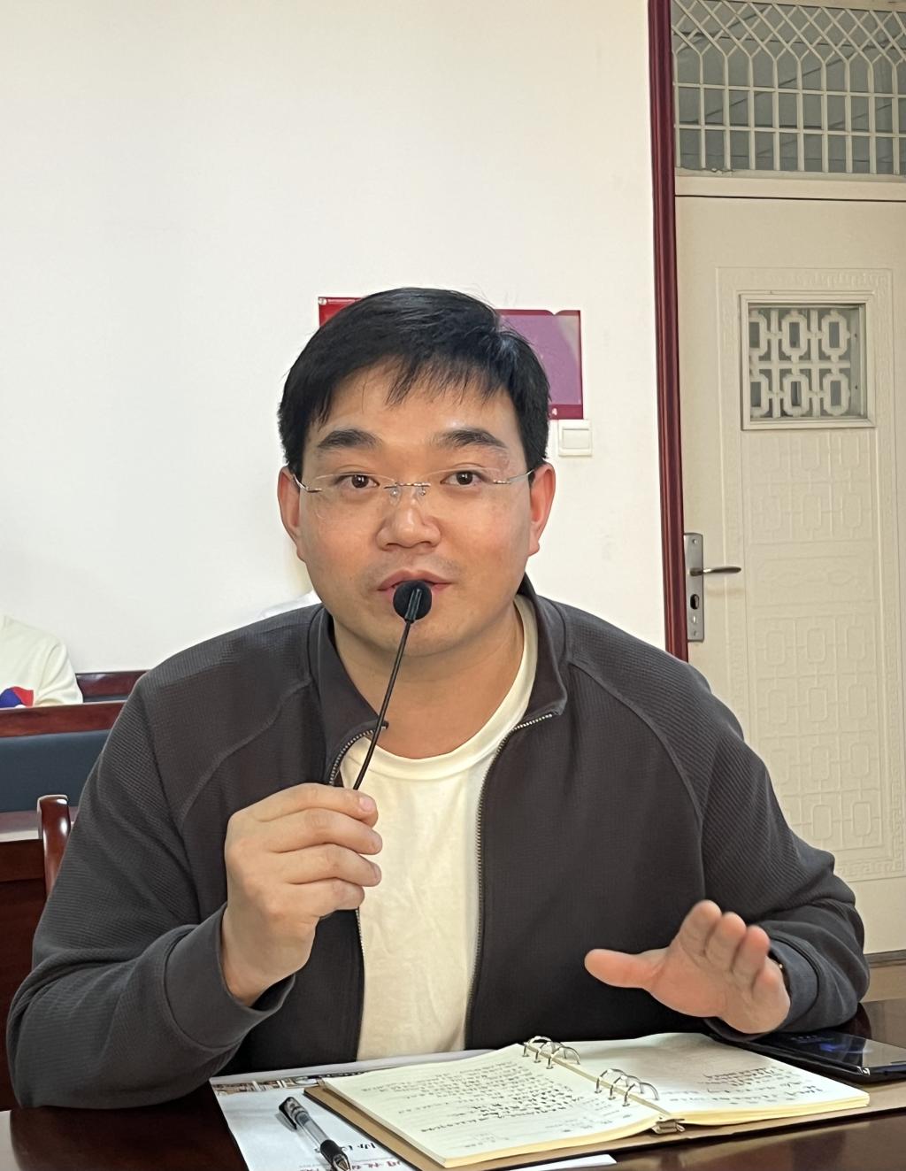 (图4 魏经理发言) (图4 魏经理发言)
